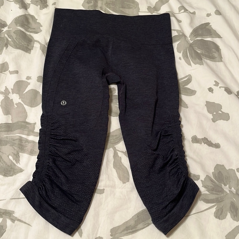 Lululemon crop leggings